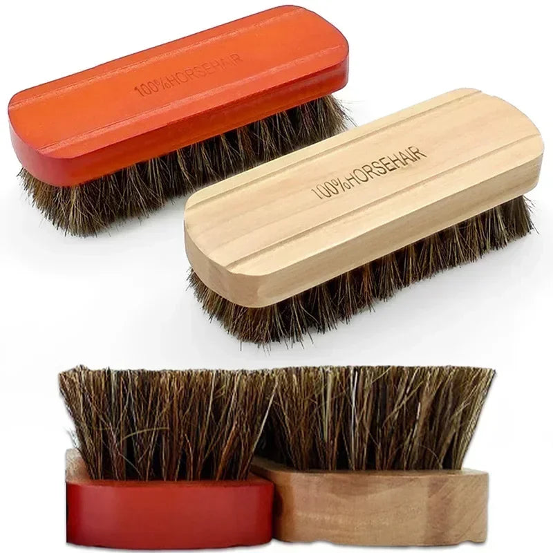 Brosse en crin de cheval.